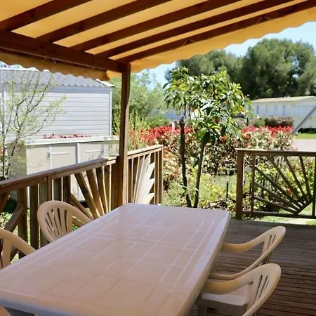 Apartment Bungalow - 6 Personnes - 30m Des Activites Lattes
